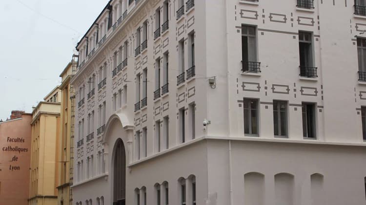 Le 29